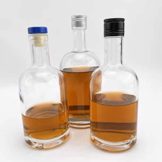 Logo personalizzato in rilievo trasparente 500ml 700ml 750ml Rum Tequila Gin Brandy Rum Whisky Vodka Liquore Spiriti Bottiglia di vetro